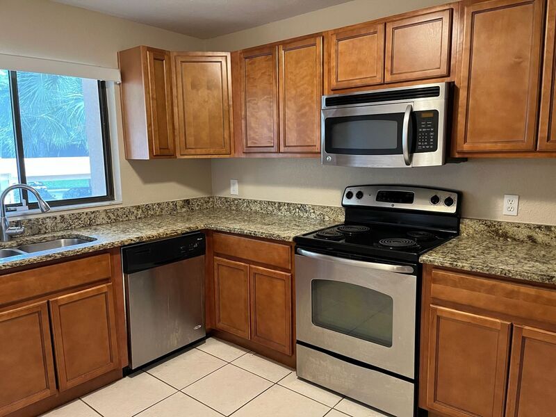 Foto principal - 520 Cranes Way