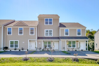 Building Photo - 150 Twisted Oak Dr NW