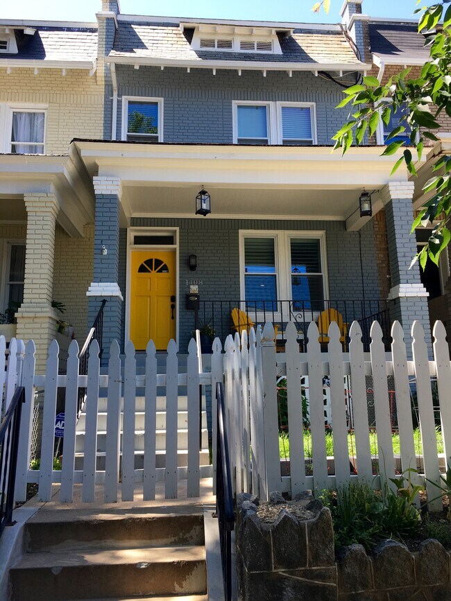 Fenced in yard - 1408 Orren St NE