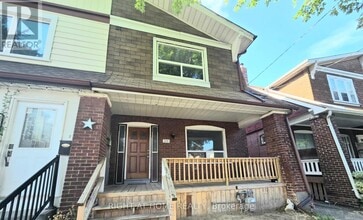 Building Photo - 344 Glebeholme Blvd