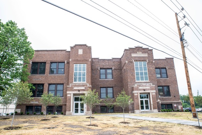 Building Photo - Eagledale Senior Apartments