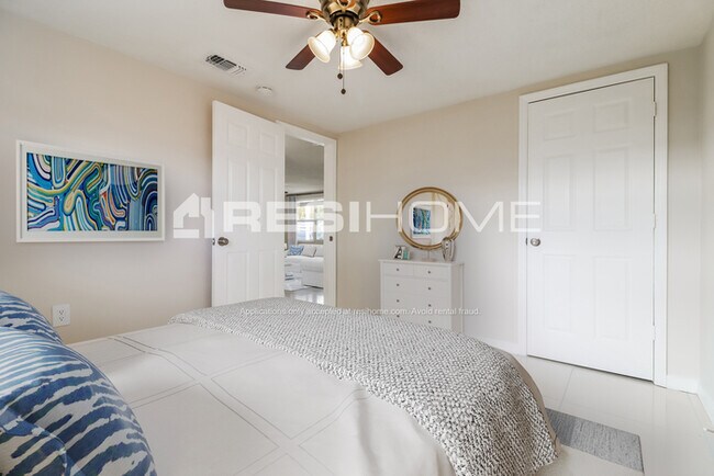 Foto del edificio - 7310 Potomac Dr
