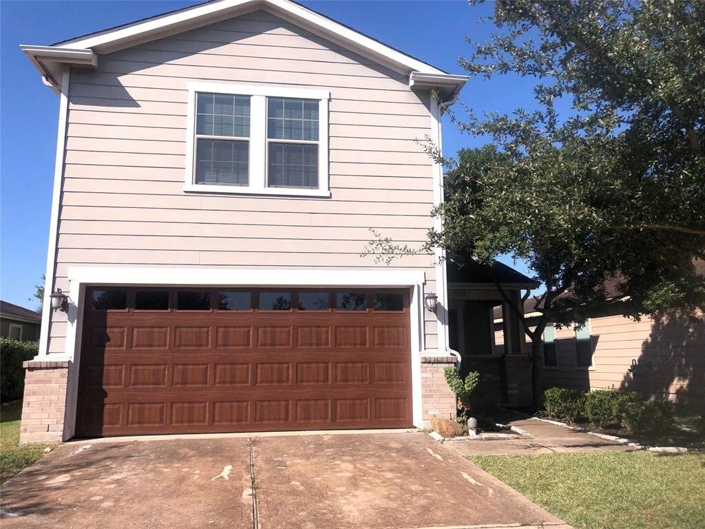 Primary Photo - 7119 Cypress Prairie Dr