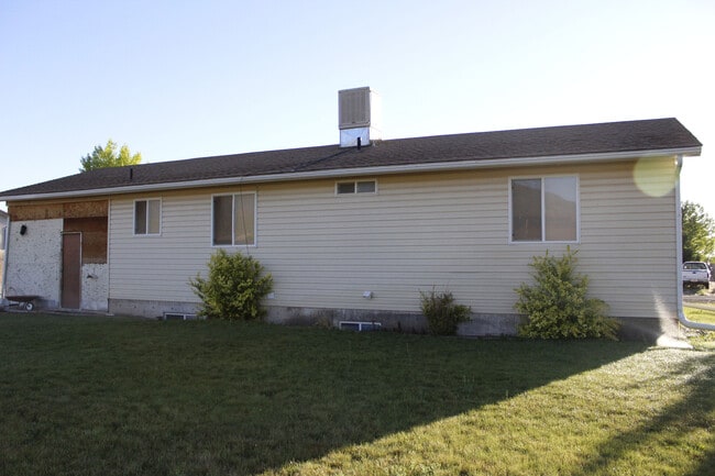 Back view of house - 4616 N Tumbleweed Dr