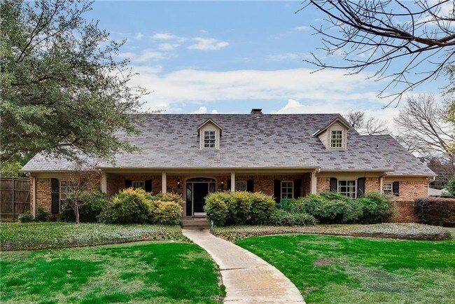Building Photo - 4318 Hockaday Dr
