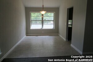 Building Photo - 1226 Billings Dr