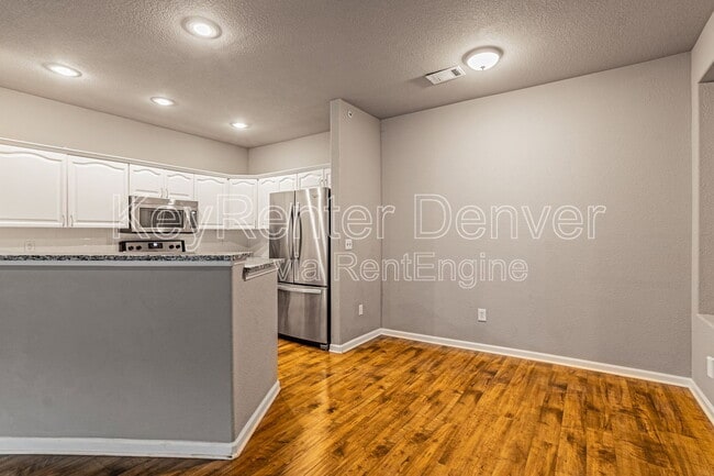 Building Photo - 7388 S Alkire St