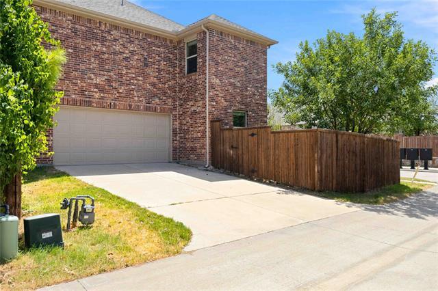 Building Photo - 4524 Del Rey Ave