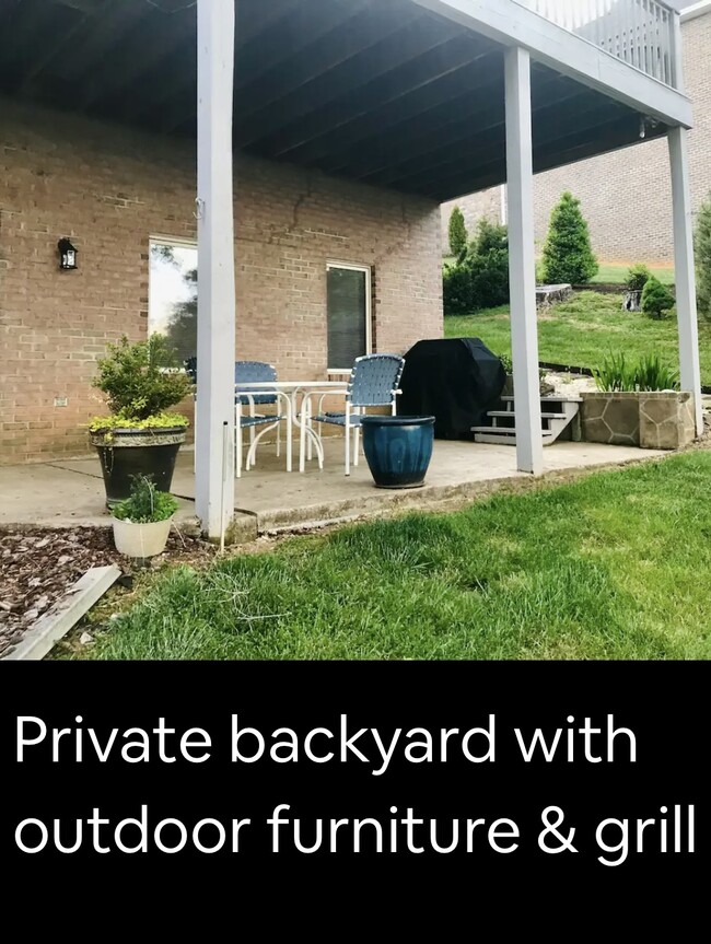 Building Photo - 2227 Granite Ct