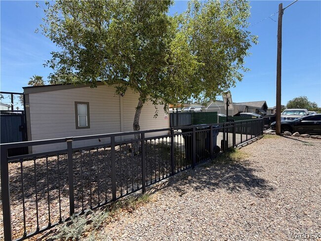 Building Photo - 1910 Rio Grande Rd