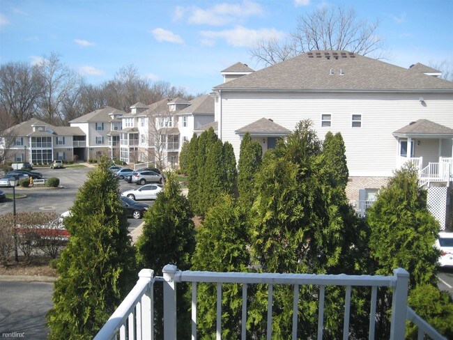 Foto del edificio - 2 br, 1.5 bath Condo - Carolina Crossings