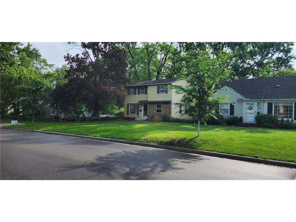 Primary Photo - 3101 Quebec Ave S