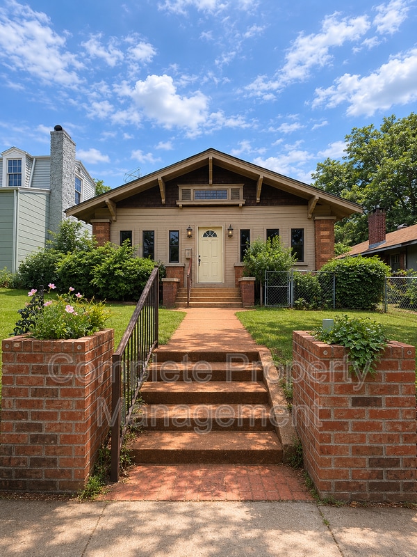 Building Photo - 1120 15th Pl SW