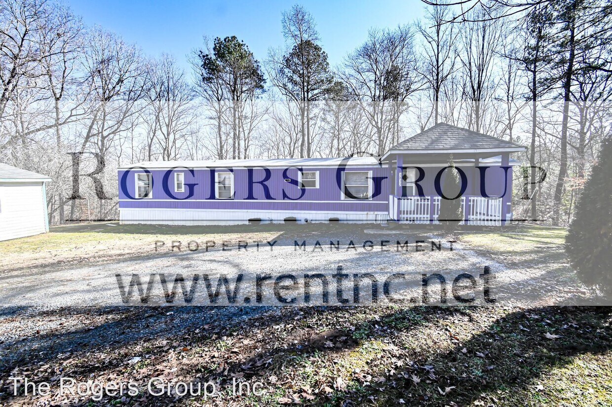 Primary Photo - 3 br, 2 bath House - 3832 Bridges Rd