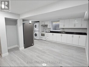 Building Photo - 24 McGarry Dr