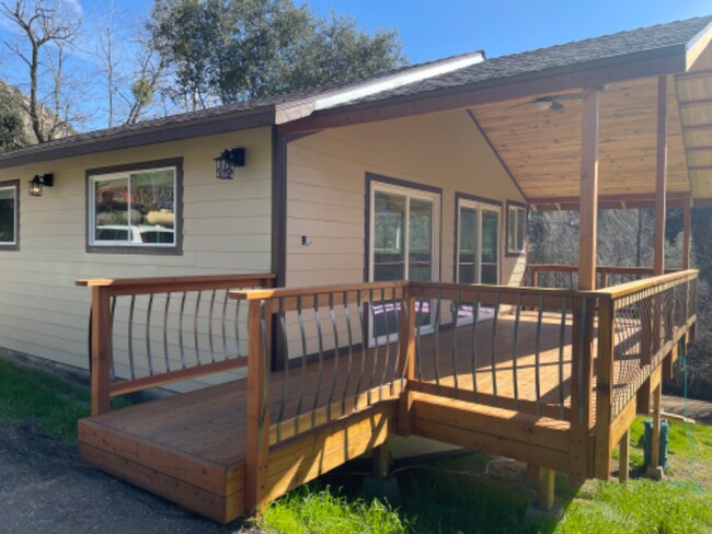 Building Photo - 24445 Los Terrinitos Rd