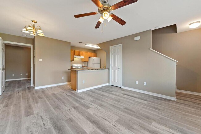 Foto del edificio - 17261 Avondale Cr.