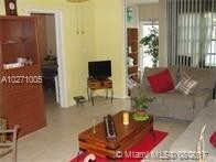 Foto del edificio - 8600 Sunrise Lakes Blvd