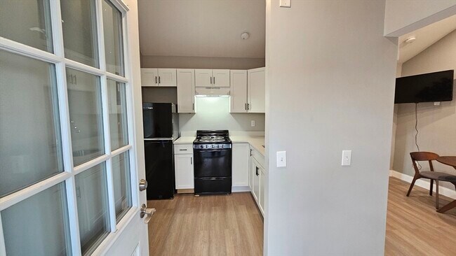 Foto del edificio - 825 Scenic Hwy