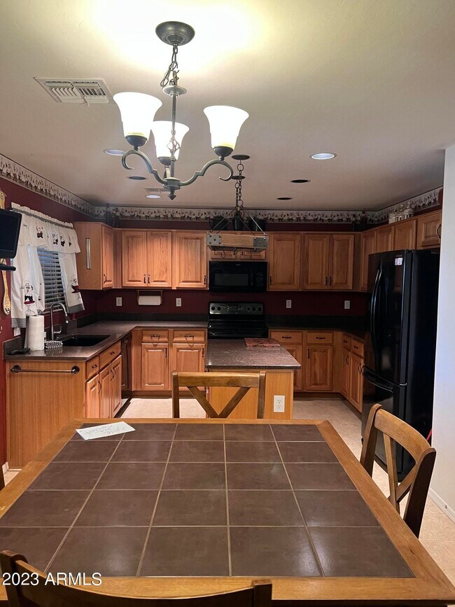 Building Photo - 3413 E Desert Moon Trail