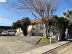 Foto principal - 619 W 17th St