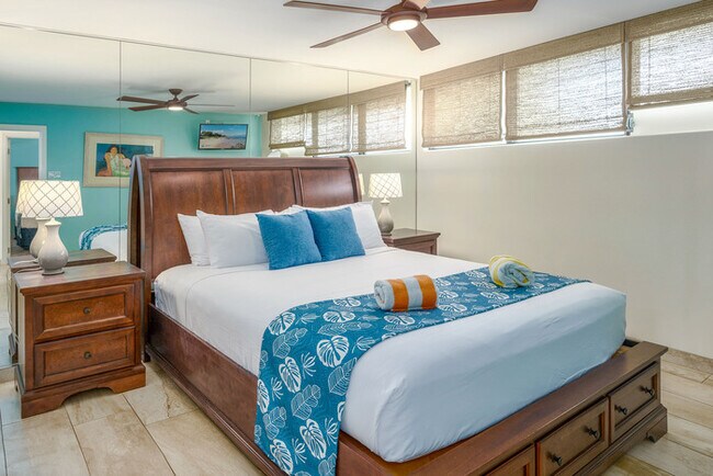 Building Photo - Maui Parkshore 307