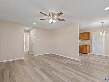 Building Photo - Coming soon!!! "Delightful 3-Bed Retreat in Huntsville with Spacious Living - 1101 Sq Ft!"