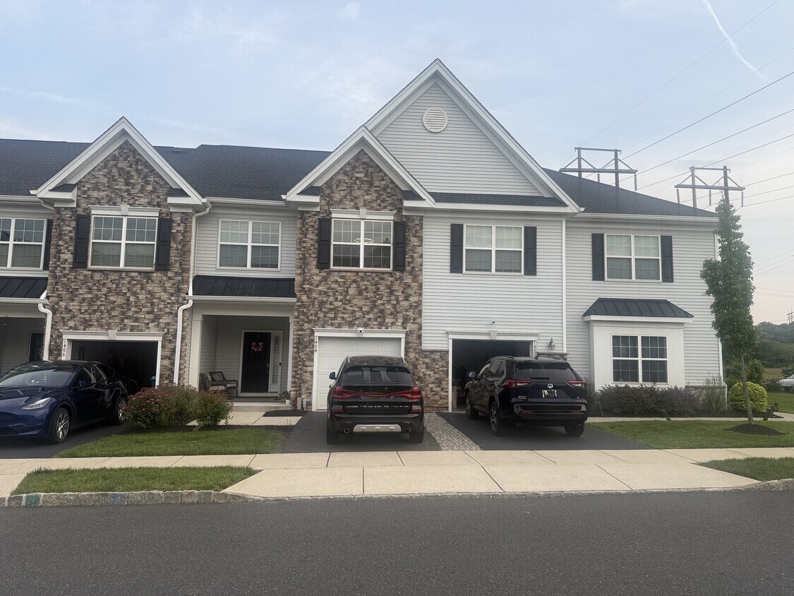 Foto principal - 1404 Tavern Rd