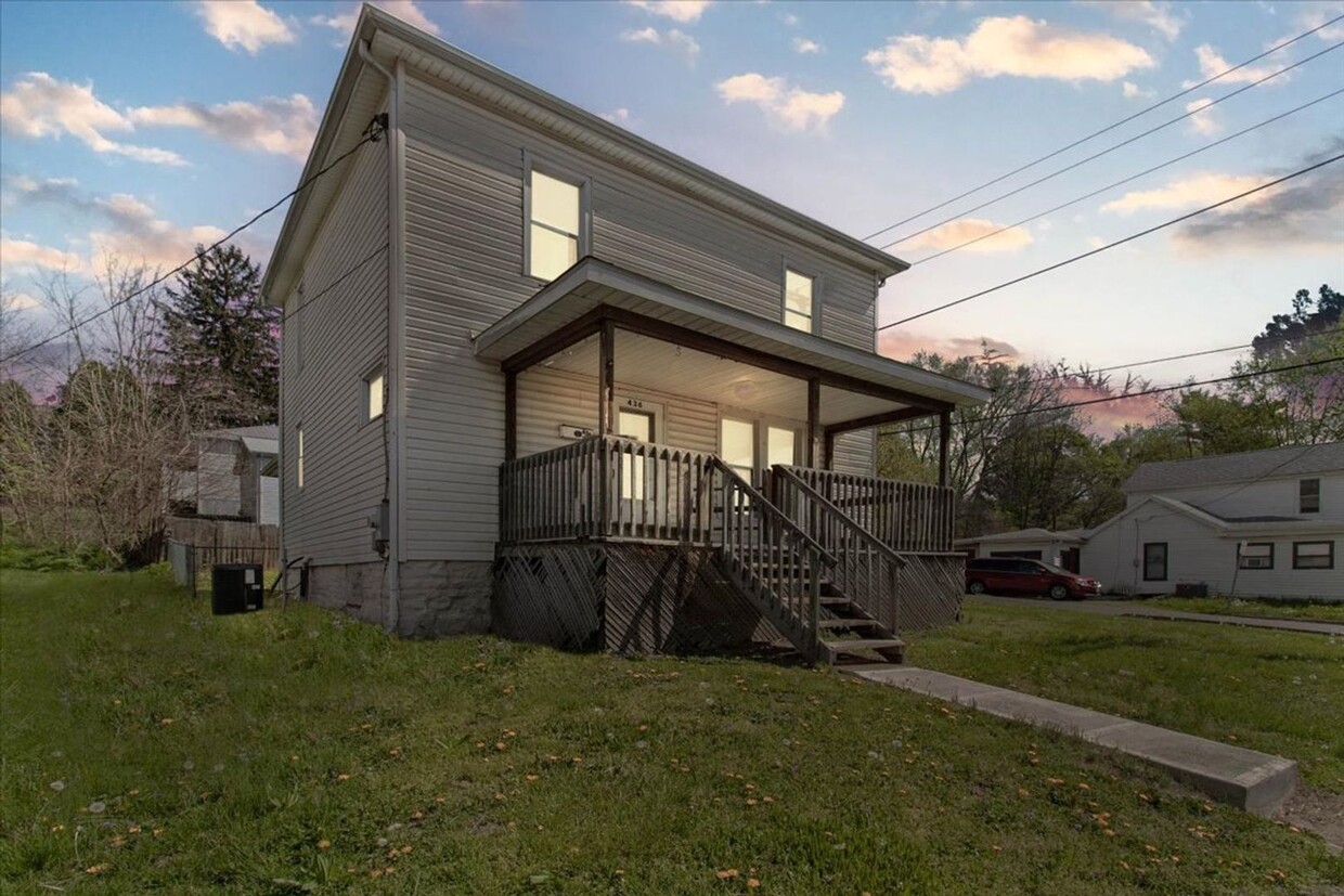 Foto principal - 436 Garfield Ave
