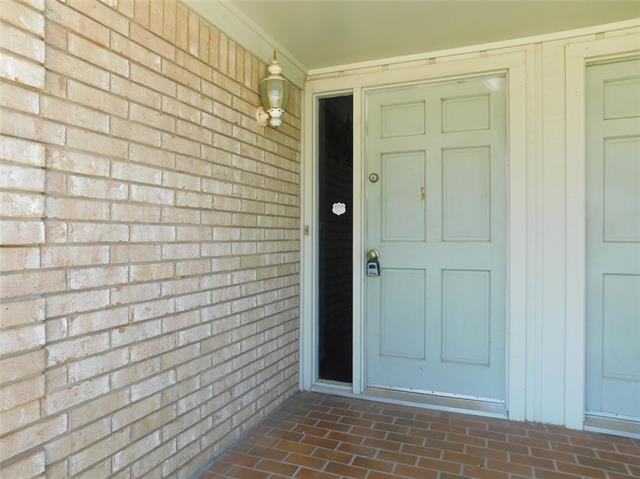 Building Photo - 2408 Bernard St