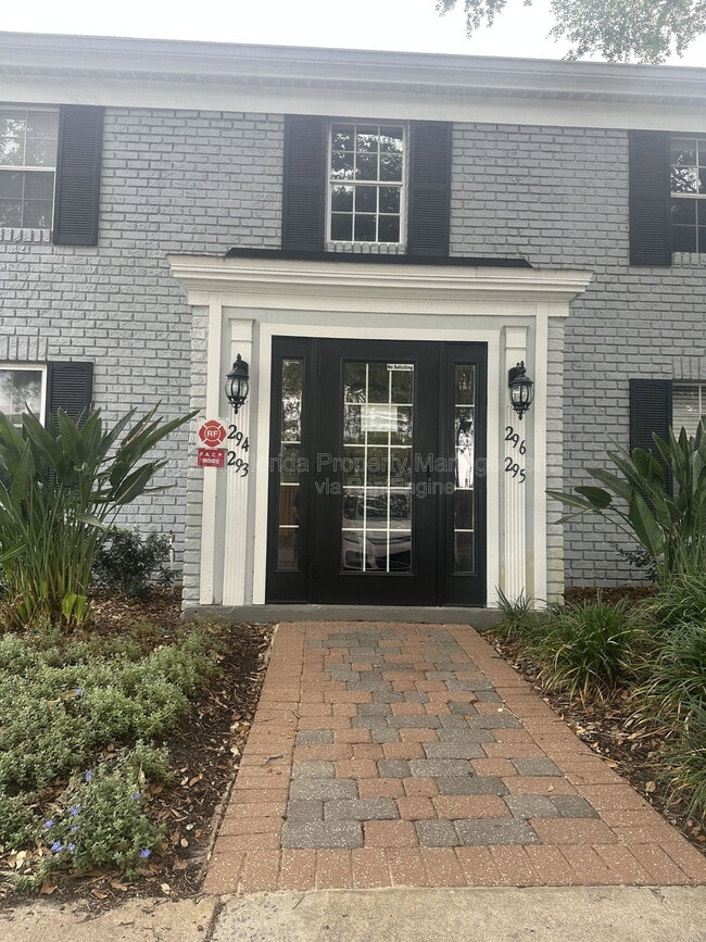 Photo - 296 Lewfield Cir Townhome
