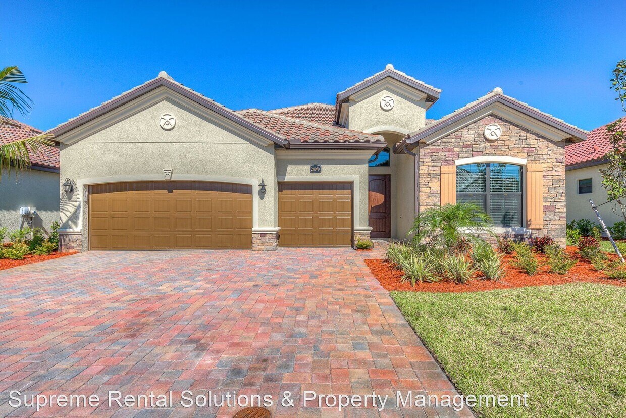 4 br, 3 bath House 28070 KERRY CT House Rental in Bonita Springs