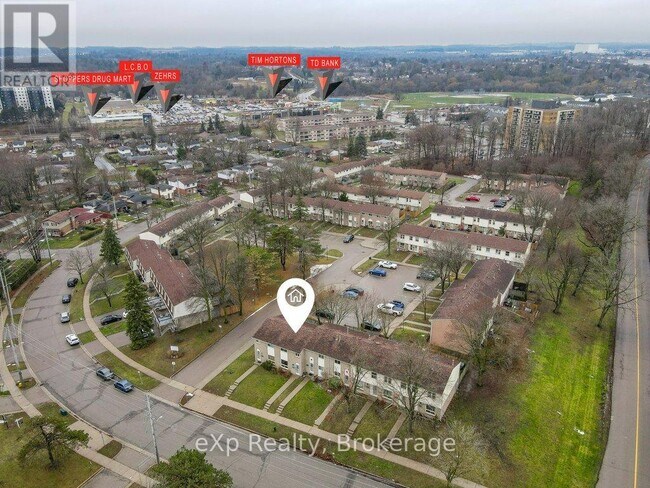 Building Photo - 165-165 Green Valley Dr