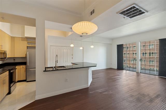 Foto del edificio - 3225 Turtle Creek Blvd