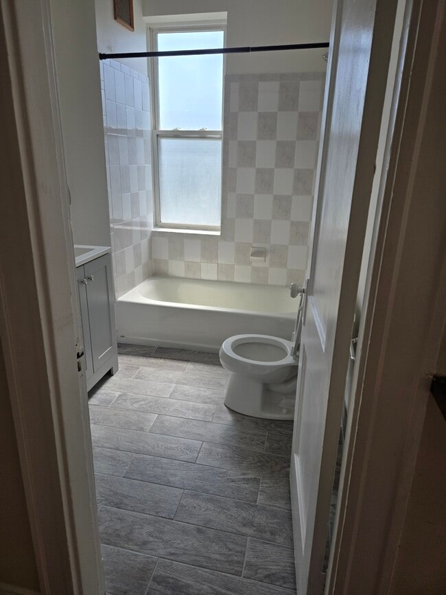 Building Photo - 1185 Commonwealth Ave