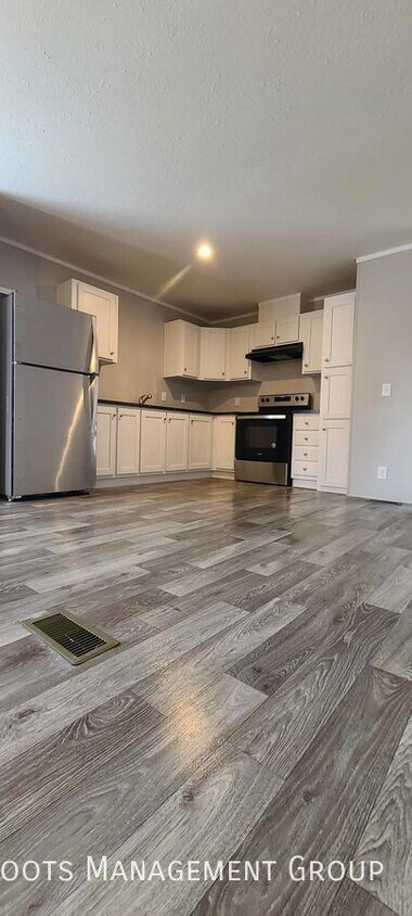 Primary Photo - Home Available to Lease - Apply Today!