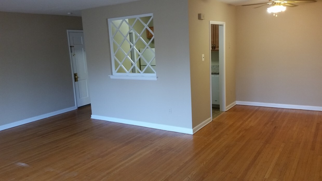 Foto principal - 412 N Jackson St
