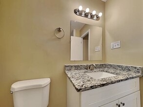 Building Photo - 4214 Prairie Ave