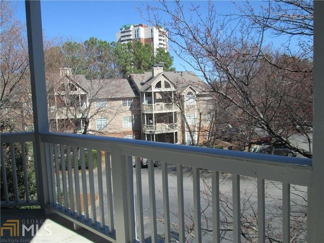 Building Photo - 917 McGill Park Ave NE