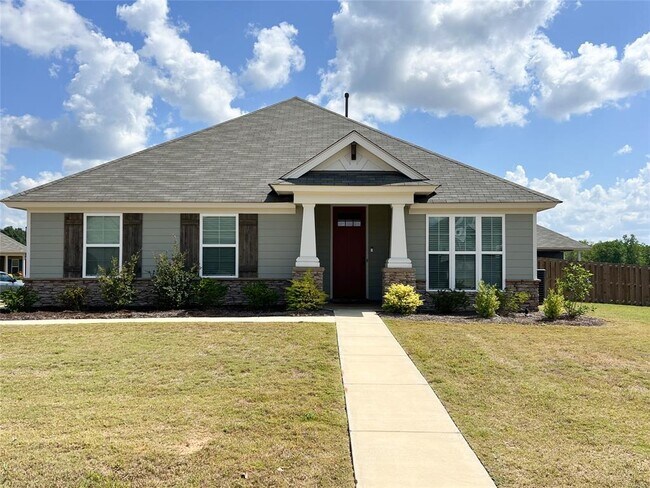 Foto del edificio - 901 Hedgefield Way