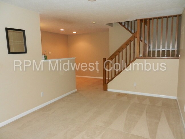 Building Photo - 7052 Gallant Fox Dr