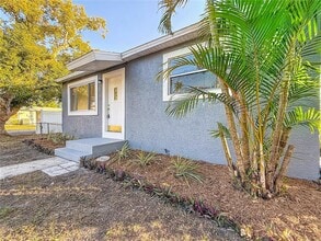 Building Photo - 2100 28th Ave N