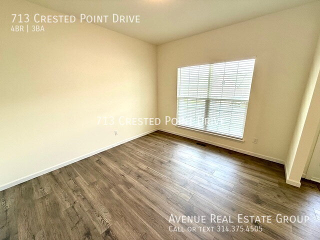 Building Photo - 713 Crested Pt Dr