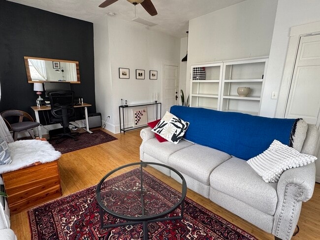 Building Photo - 4 Clifton St