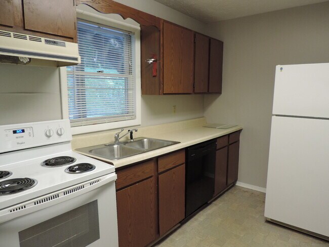 Foto del edificio - 4bd Lower Unit In Duplex Right Off New Market And Close To ASU