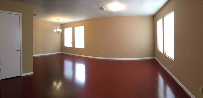 Building Photo - 1037 Mazourka Dr