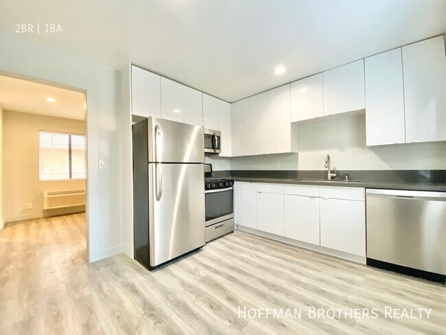 Foto del edificio - 1537 N Kenmore Ave