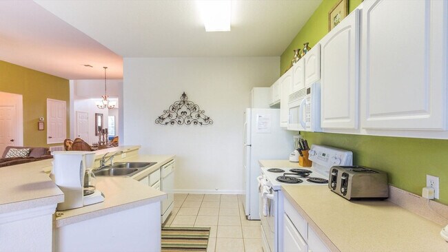 Building Photo - 2633 Daulby St