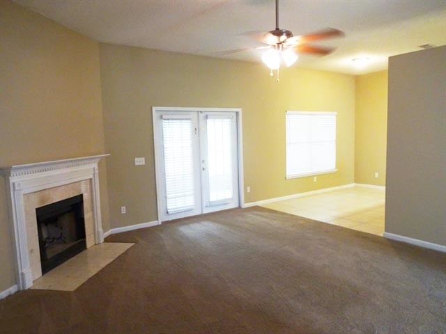 Building Photo - 2038 Belhaven Drive