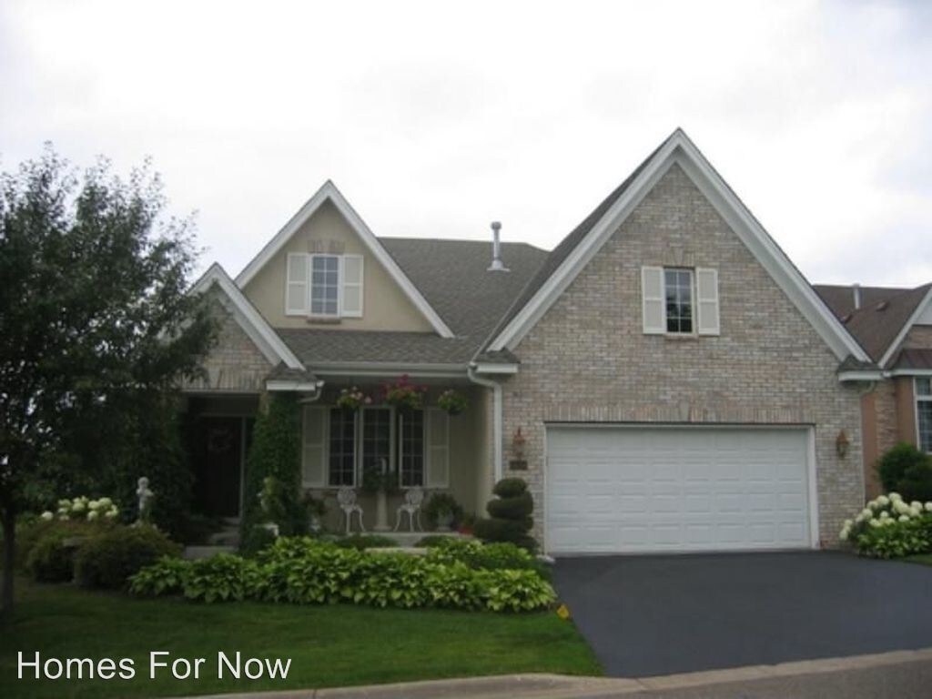 Foto principal - 4 br, 2.5 bath House - 14516 Chateau Lane